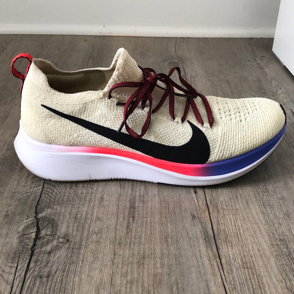 Nike Zoom Fly Flyknit